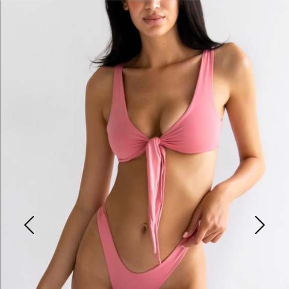 437 Swimwear - The Kenzie Top In Rose - XS - Picture 2 of 5